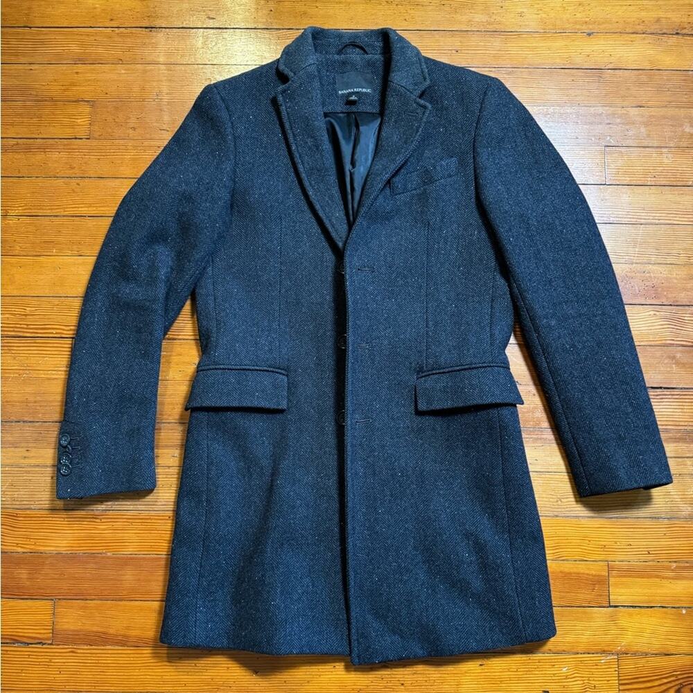 Banana Republic Grey Herringbone Tailored Men’s Overcoat